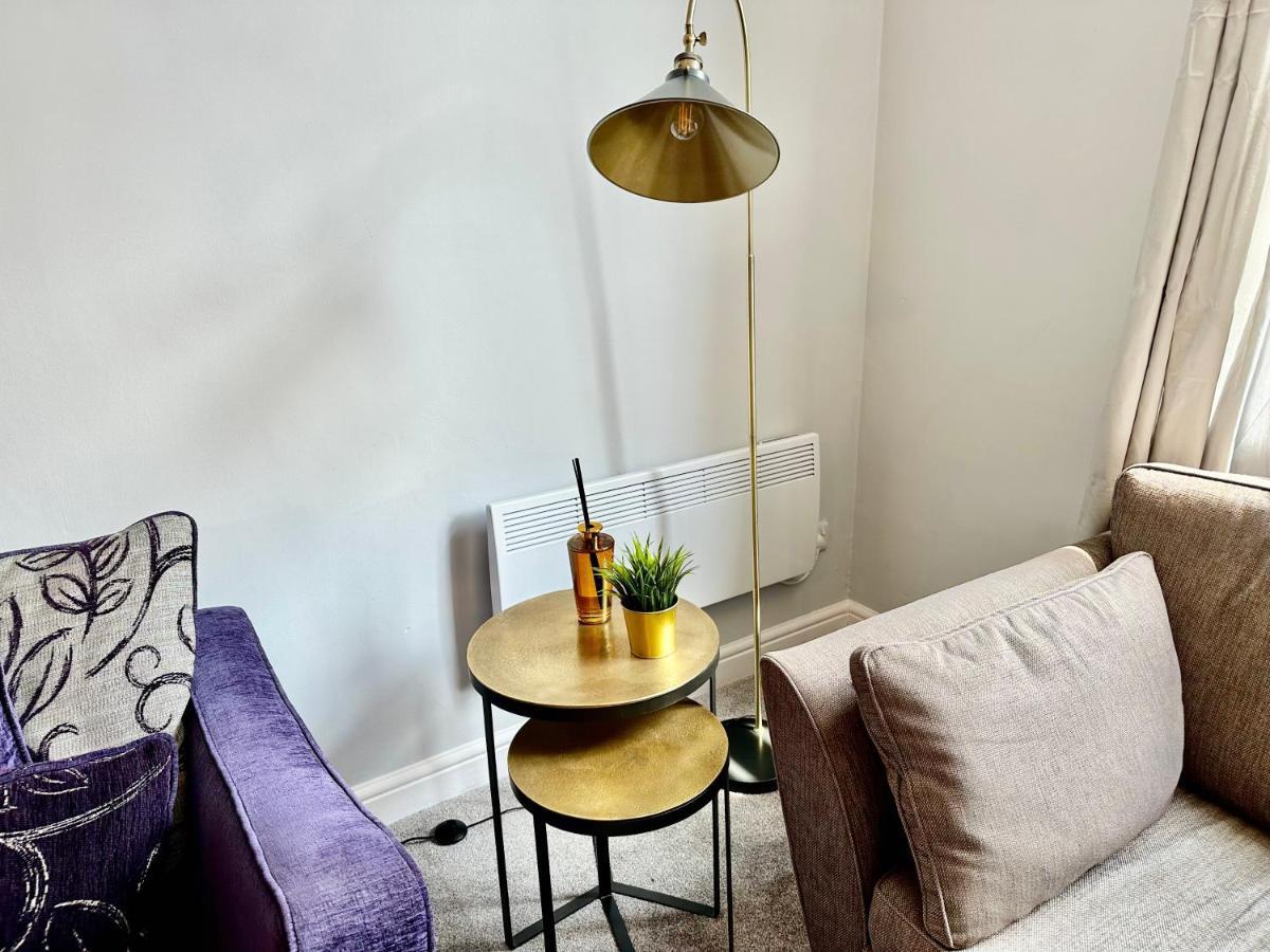 Comfortable City Apartment Derby Exterior photo
